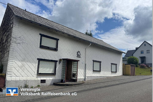 Straßenansicht - Leben im Nationalpark Hunsrück-Hochwald