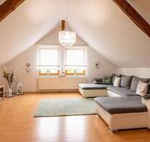 Großzügige Dachgeschosswohnung in ruhiger Lage - Eppingen Rohrbach