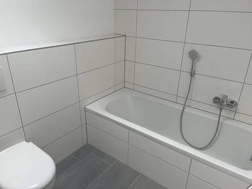 Bad - Etagenwohnung mit 104,00 m² in Gangkofen zur Miete
