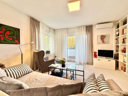 Galeriezimmer mit Balkon - 