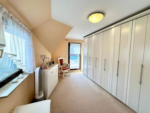 Ankleide im Schlafzimmer - 