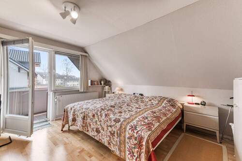 Schlafzimmer mit Balkon - 