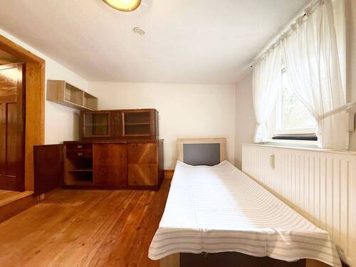 Schlafzimmer 1 OG - 