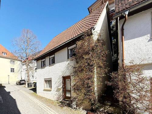 Hausansicht - 5 Zimmer Mehrfamilienhaus, Wohnhaus zum Kaufen in Mühlheim an der Donau