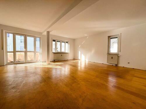 Wohnen - 4 Zimmer Etagenwohnung zur Miete in Böblingen