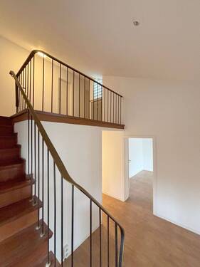 Treppe in das Dachgeschoss - 