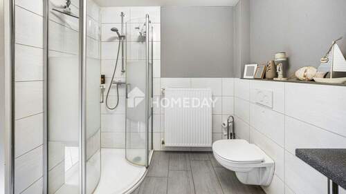 EG Badezimmer 1 2 - 