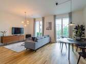 Wohnzimmer - 2 Zimmer Etagenwohnung zum Kaufen in Berlin