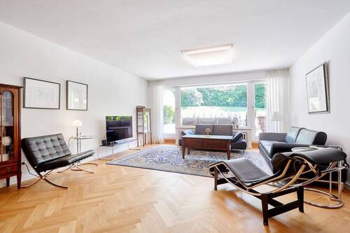 Wohnbereich - 2 Zimmer Etagenwohnung zum Kaufen in Düsseldorf