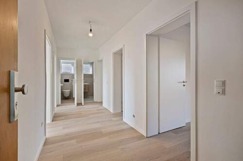 Flur_Diele - PROVISIONSFREI: Modernisierte 4-Zimmer-Wohnung in Alt-Hürth - sofort bezugsfertig