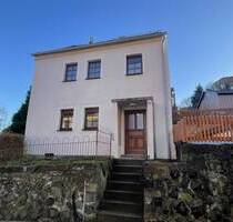 Die Lage überzeugt! - 59.000,00&nbsp;EUR Kaufpreis, ca.&nbsp; 66,00&nbsp;m&sup2;&nbsp;Wohnfl&auml;che in Stolpen (PLZ: 01833)