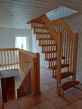 Treppe zum DG - 
