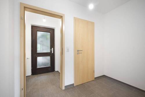 Flur - 4 Zimmer Reihenmittelhaus in Oberhaching