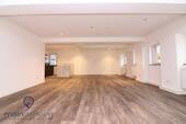 Wohn-Eßbereich - 4 Zimmer Etagenwohnung zur Miete in Grafenrheinfeld