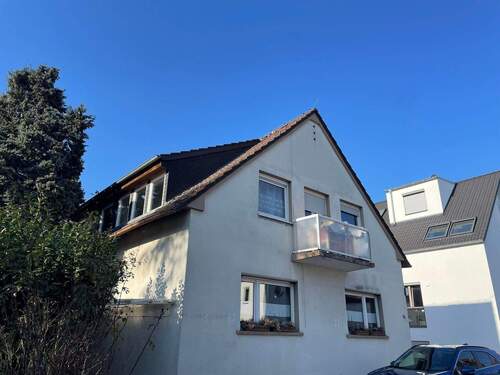 Bevorzugte Lage in Mainz-Finthen! - *NEU* MODERNISIERTES ZUR ZEIT VERMIETETES EIN- BIS ZWEIFAMILIENHAUS IN RUHIGER LAGE MIT GARTEN UND IN EINEM SEHR GUTEN ZUSTAND!