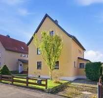 Traumhafte Lage, viel Potential - Hübsches Haus für 1-2 Familien in Pirna
