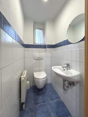 Erdgeschoss: Gäste-WC - 