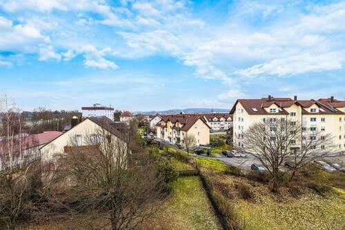 Blick vom Balkon in Garten - 
