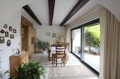 EG: Essen - Mehrfamilienhaus, Wohnhaus mit 186,00 m² in Menden zum Kaufen