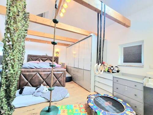 1.OG-Schlafzimmer - 