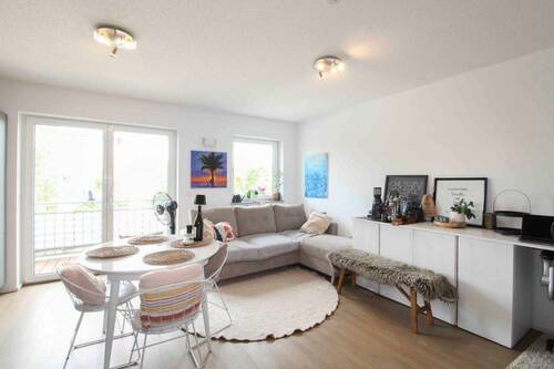 Wohnzimmer - Etagenwohnung mit 56,10 m² in München zum Kaufen