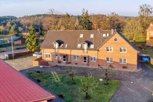 Außenansicht II - 2 Zimmer Mehrfamilienhaus, Wohnhaus zum Kaufen in Roggentin OT Blankenförde