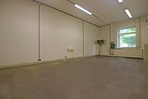 Raum - vor der Renovierung - Büro in Geesthacht zur Miete