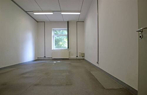 Raum - vor der Renovierung - 