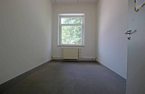 Raum - vor der Renovierung - 