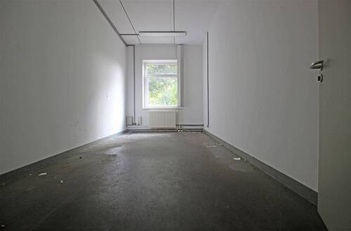 Raum - vor der Renovierung - 