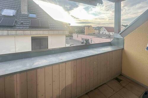 Balkon - 5 Zimmer Etagenwohnung zum Kaufen in Ingolstadt