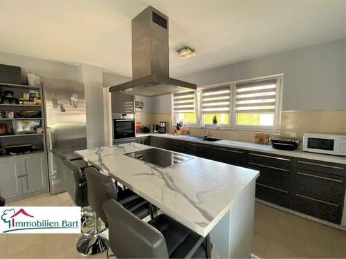 Küche - BESSERINGEN: 1-2 FAM. HAUS (225 M² WFL.) AUF TOLLEM 10 AR GRUNDSTÜCK