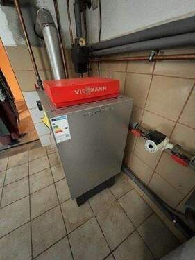 Heizungsraum mit Viessmann - Heizung (2008 ) - 