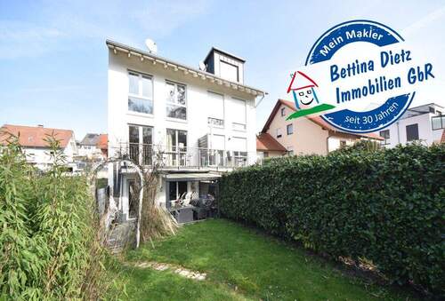 Luftbild - DIETZ: Junges Familienhaus mit angrenzendem idyllischen Waldgrundstück in Laufach zu verkaufen!