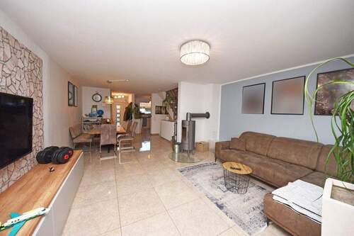 Wohn- und Essbereich - 