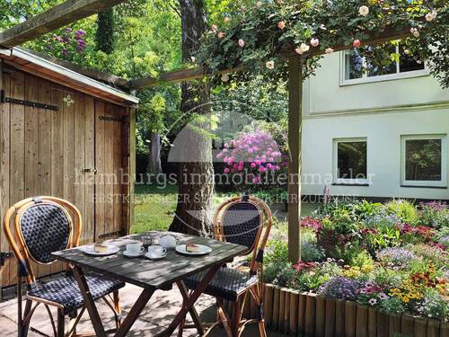 Sonnenterrasse im Garten - 3 Zimmer Einfamilienhaus zum Kaufen in Hamburg