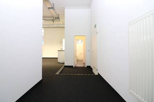 Eingangsbereich - 3 Zimmer Büro zur Miete in Würzburg