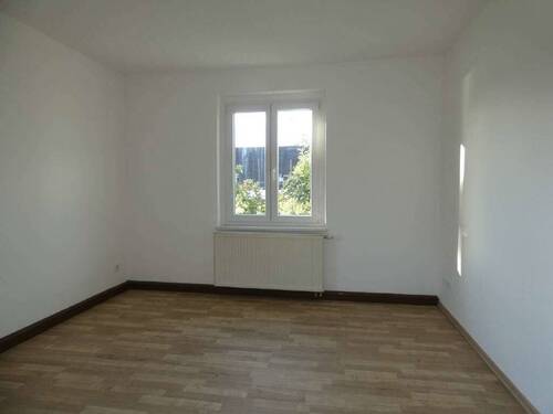 Wohnzimmer - 2 Zimmer Etagenwohnung in Niederwürschnitz