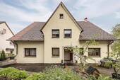 Ansicht - Charmantes Zweifamilienhaus mit Garage, Vollkeller und vielseitigen Nutzungsmöglichkeiten in Wetter-Volmarstein