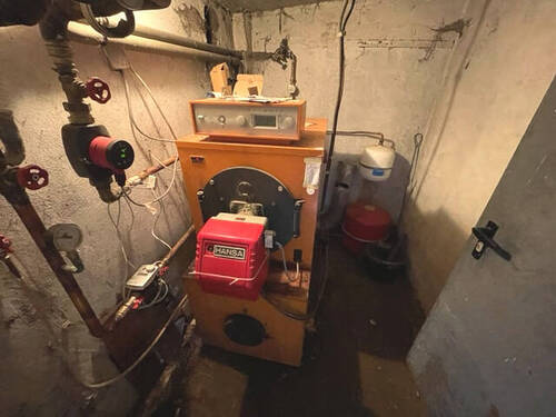 Heizungsanlage im Nebengebäude - 