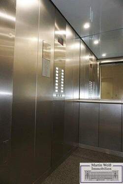 Personenlift - 2 Zimmer Büro in München
