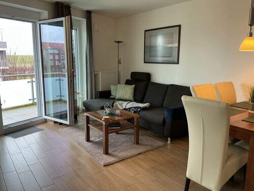 WOHNZIMMER mit Blick zum Deich - 