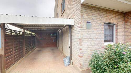 Carport.jpg - 