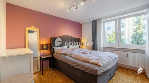 Schlafzimmer 1 - 2 Zimmer Etagenwohnung zum Kaufen in München