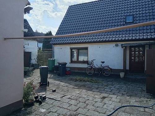 Hof - 4 Zimmer Einfamilienhaus zum Kaufen in Altenweddingen