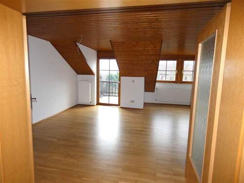 Essbereich - Etagenwohnung mit 86,90 m&sup2; in Neustadt zur Miete