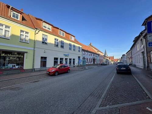 Anliegerstraße - Gewerbeobjekt (Büro, Produktion, Verkauf) zum Kaufen in Röbel/Müritz