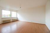 Wohnzimmer - Investieren mit Weitblick - Solide 1-Zimmer -Wohnung in gefragter Lage