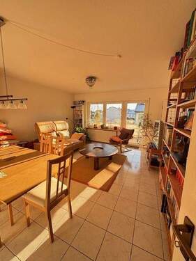 Wohnzimmer - 3 Zimmer Etagenwohnung zum Kaufen in Hainburg