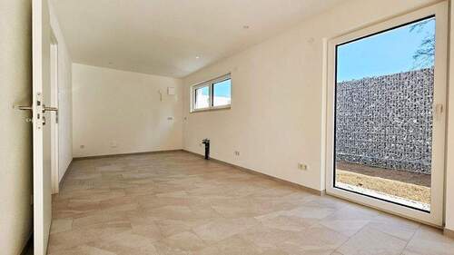 Platz für eine große Küche - Doppelhaushälfte mit 132,00 m&sup2; in Brannenburg zum Kaufen